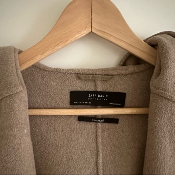 Zara coat from the basic out wear line. - Picture 5 of 7